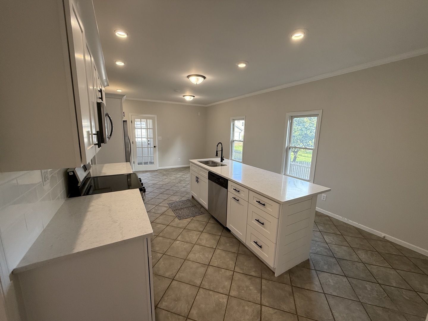 206 W Seminole Street, Dwight, IL 60420