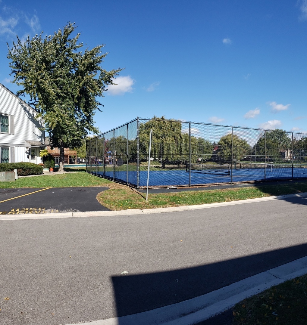 1150 Mount Vernon Court #C, Wheaton, IL 60189