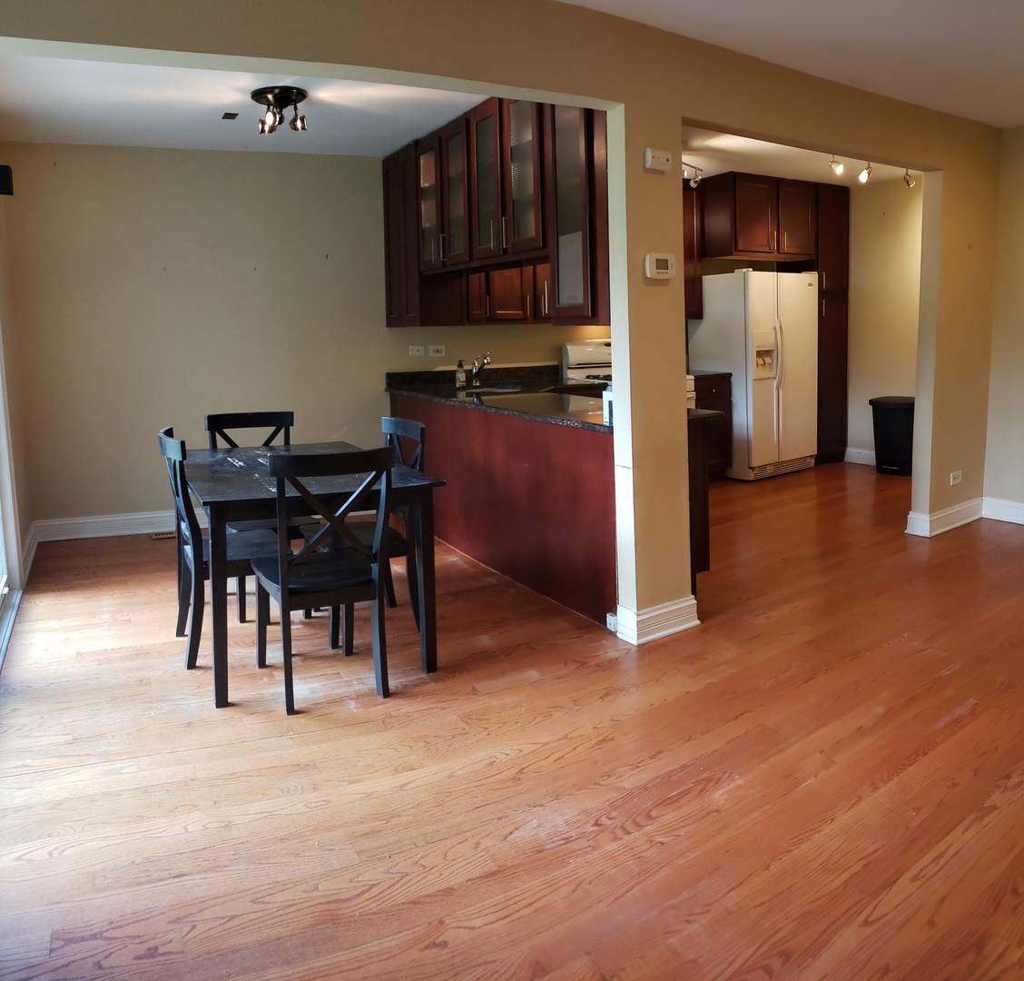 1150 Mount Vernon Court #C, Wheaton, IL 60189