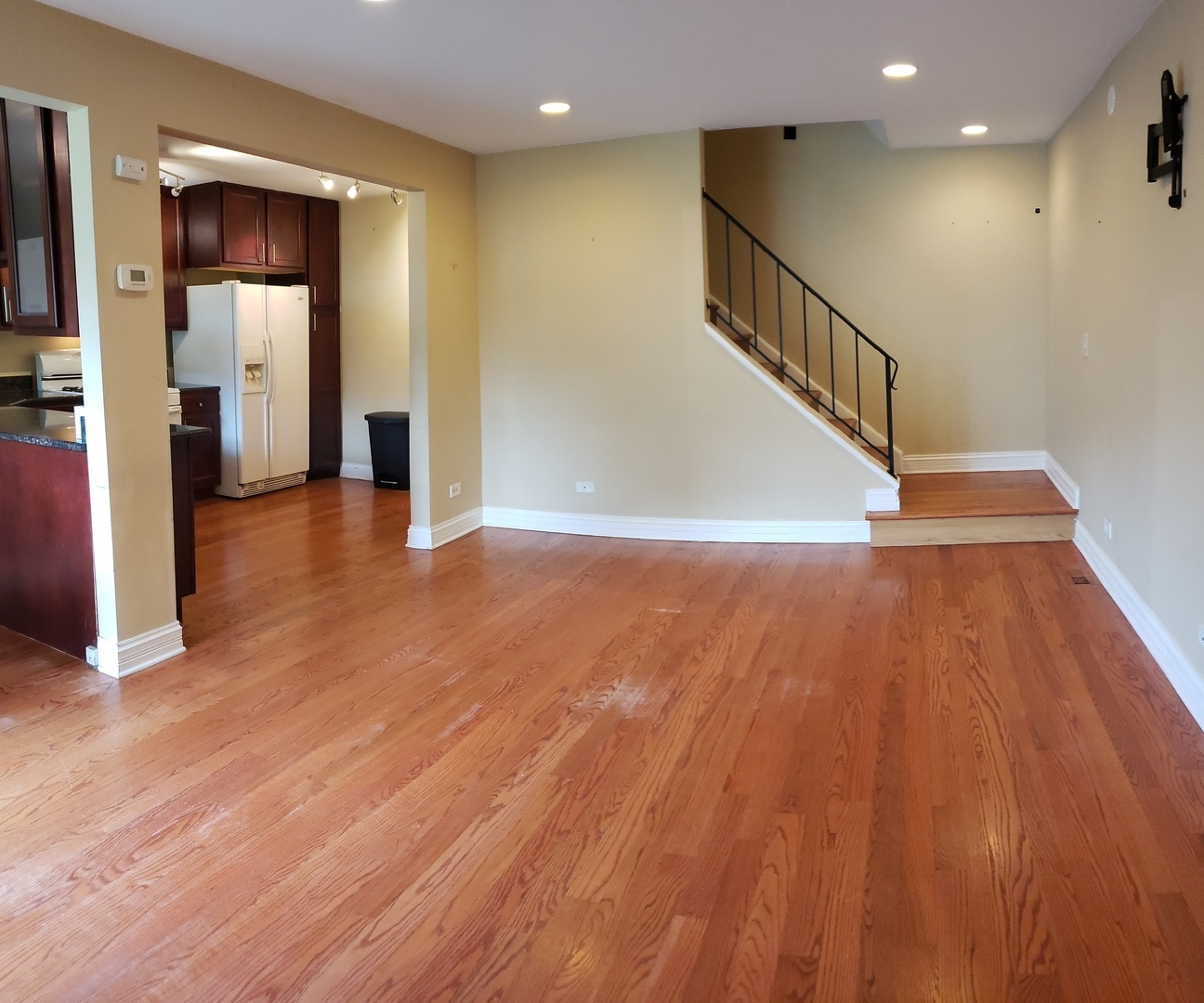 1150 Mount Vernon Court #C, Wheaton, IL 60189