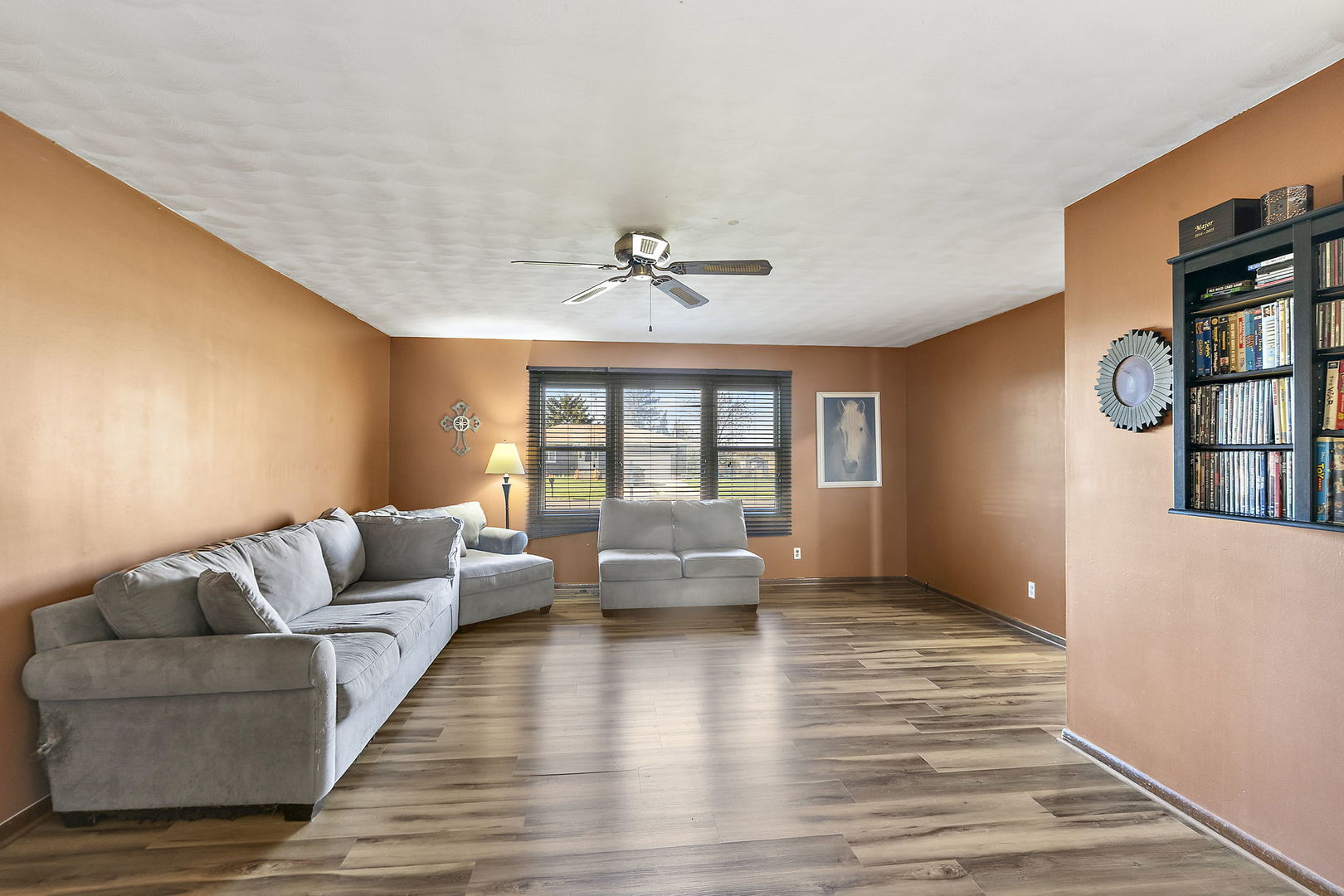 19474 Hahn Drive, DeKalb, IL 60115