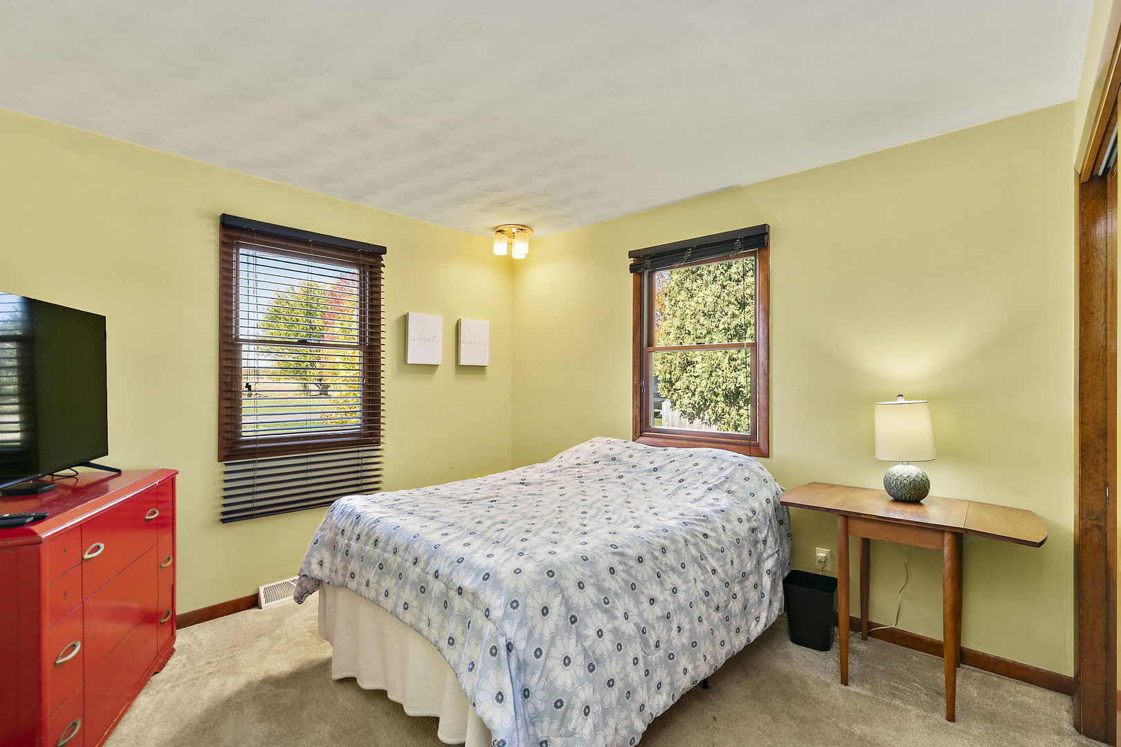 19474 Hahn Drive, DeKalb, IL 60115