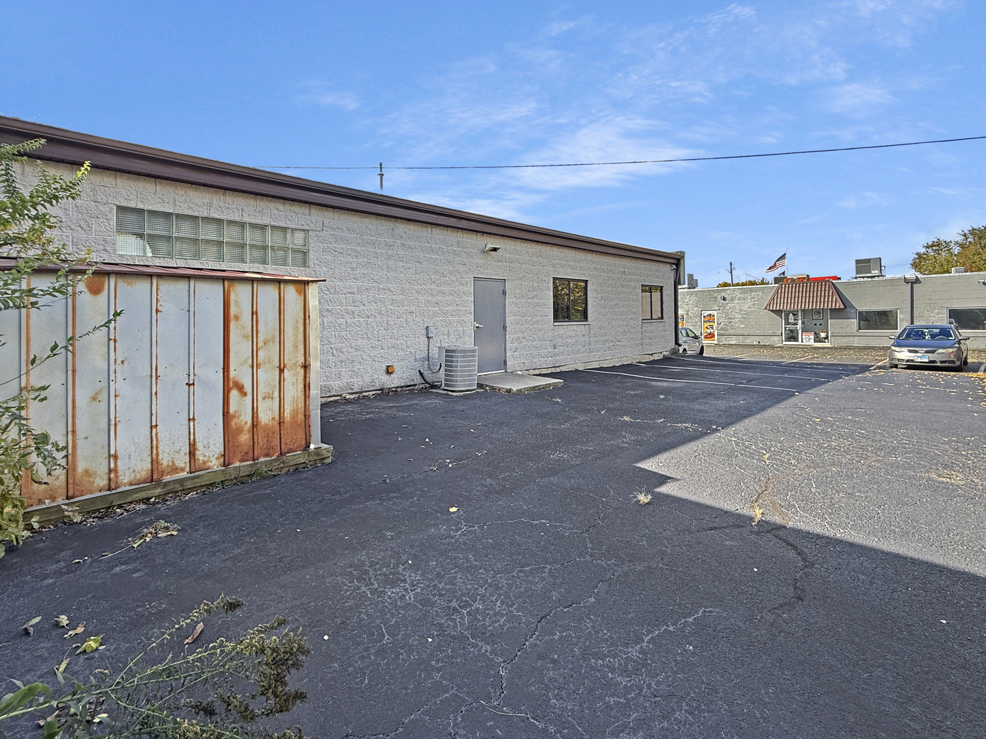 2904 W Il Route 120, McHenry, IL 60051