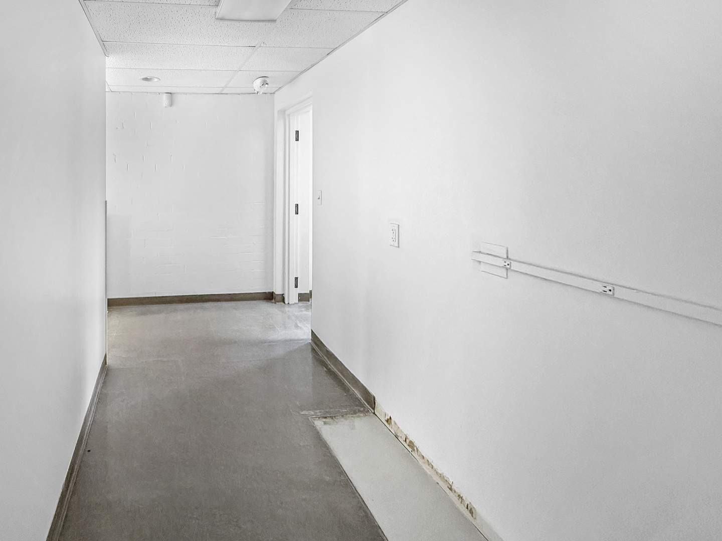 2904 W Il Route 120, McHenry, IL 60051