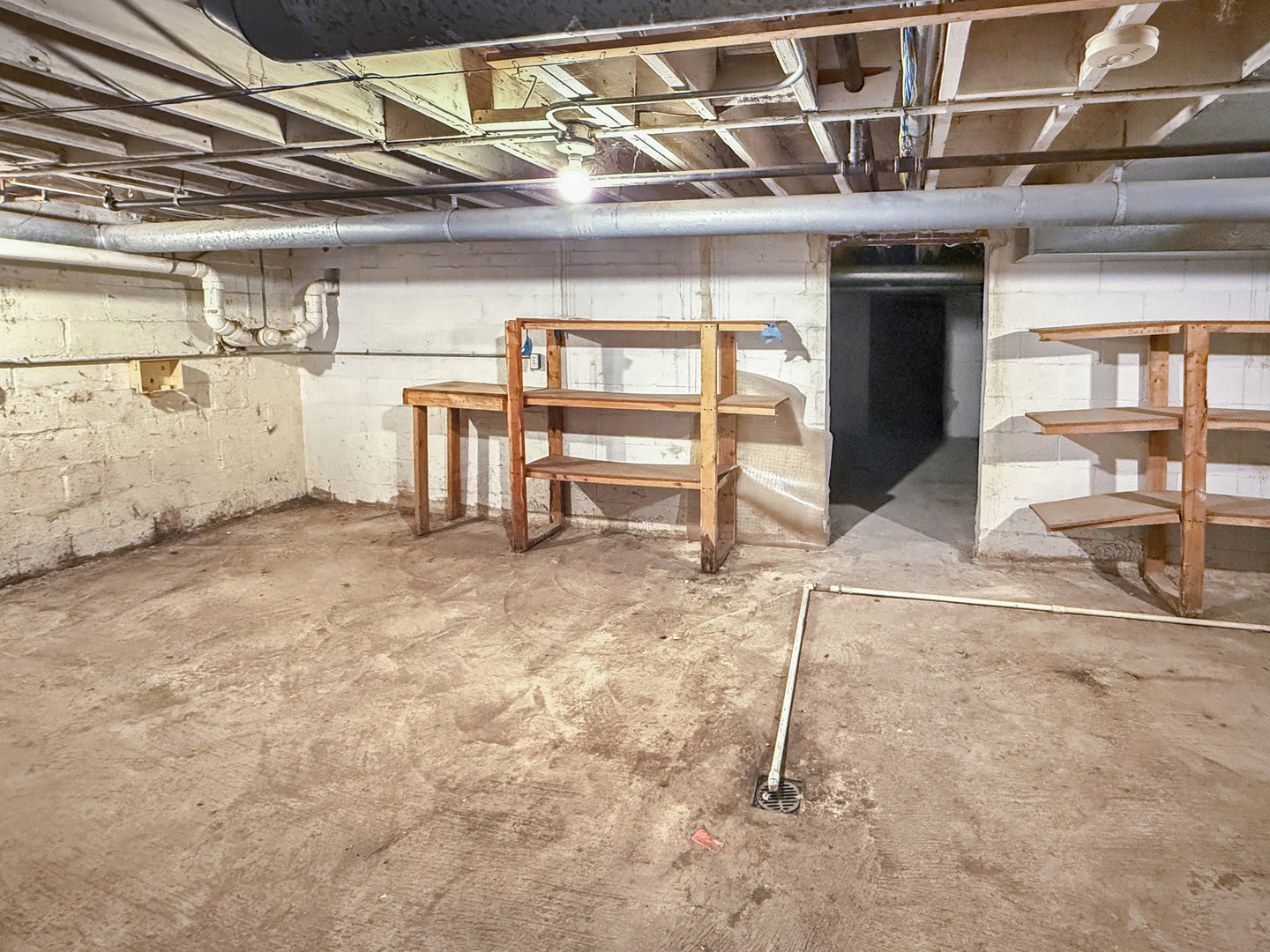 2904 W Il Route 120, McHenry, IL 60051