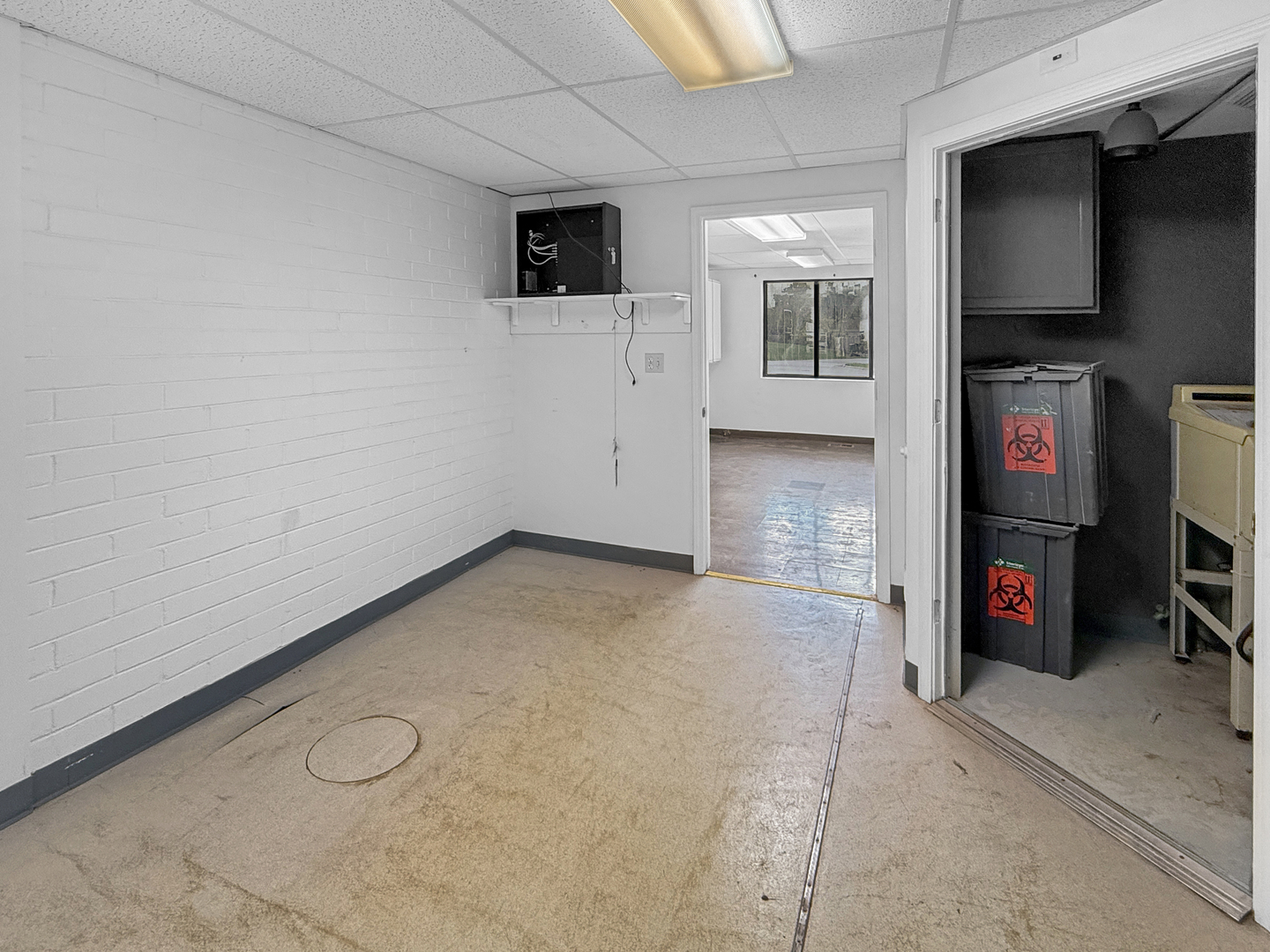 2904 W Il Route 120, McHenry, IL 60051