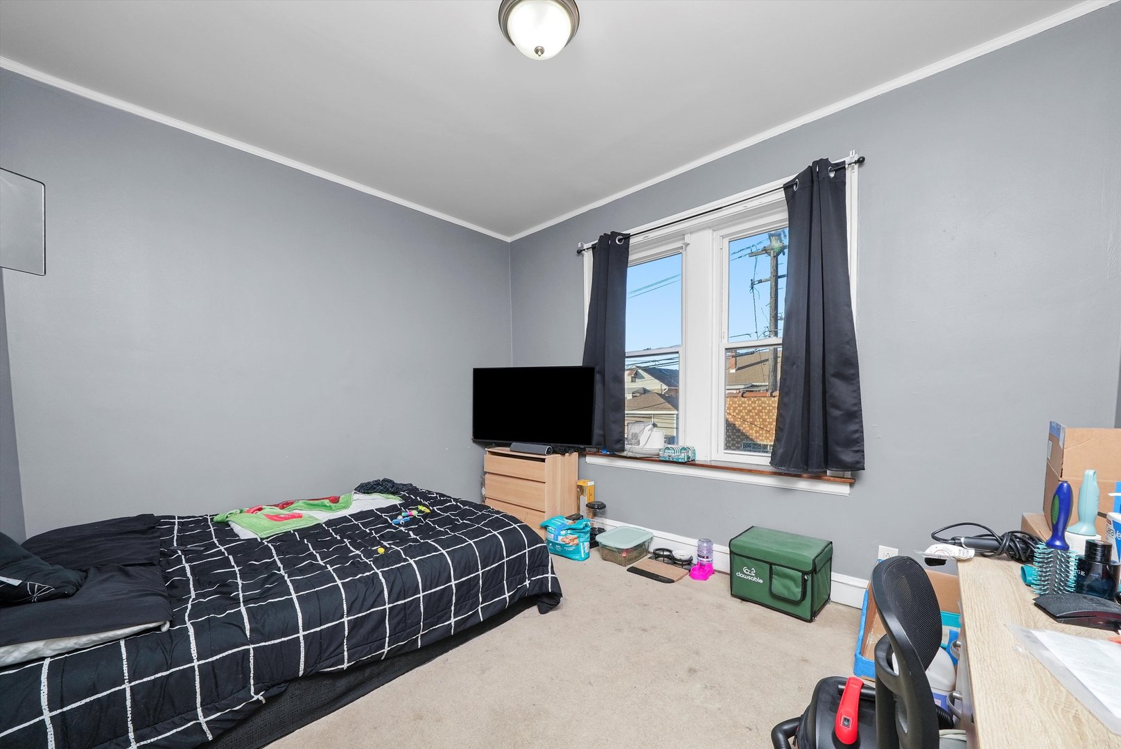 4928 W Altgeld Street, Chicago, IL 60639