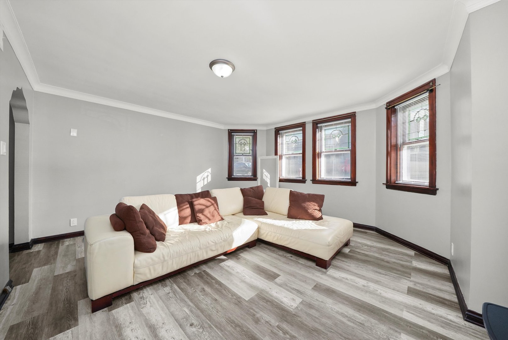 4928 W Altgeld Street, Chicago, IL 60639