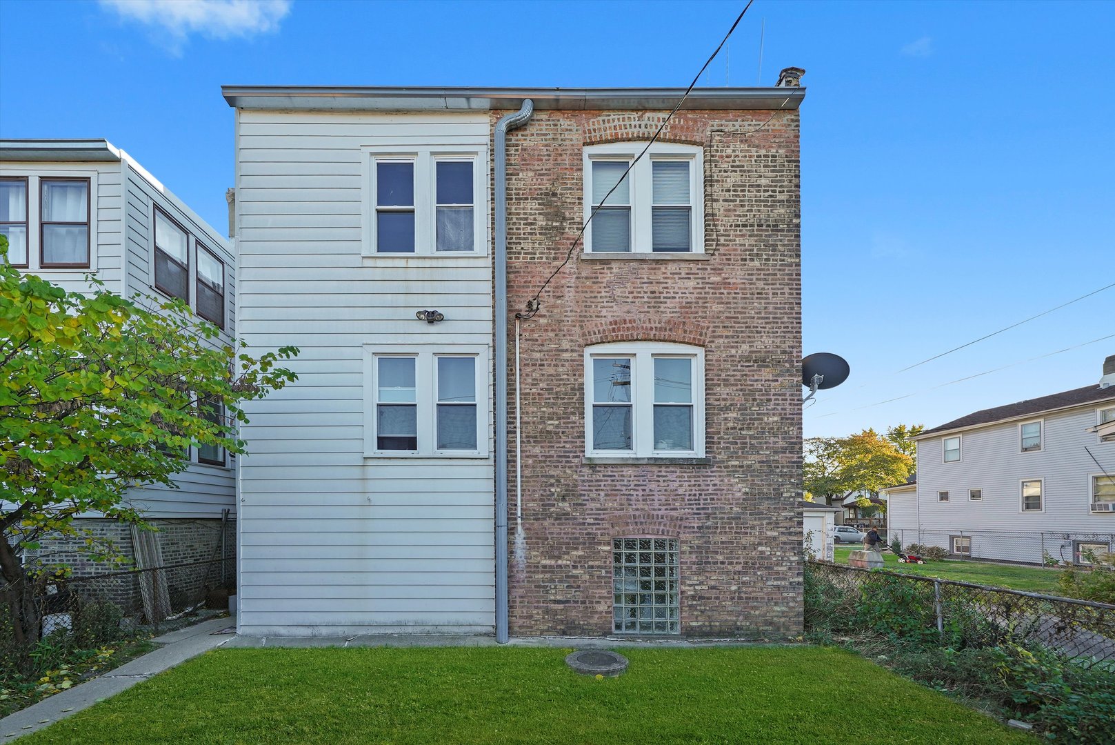 4928 W Altgeld Street, Chicago, IL 60639