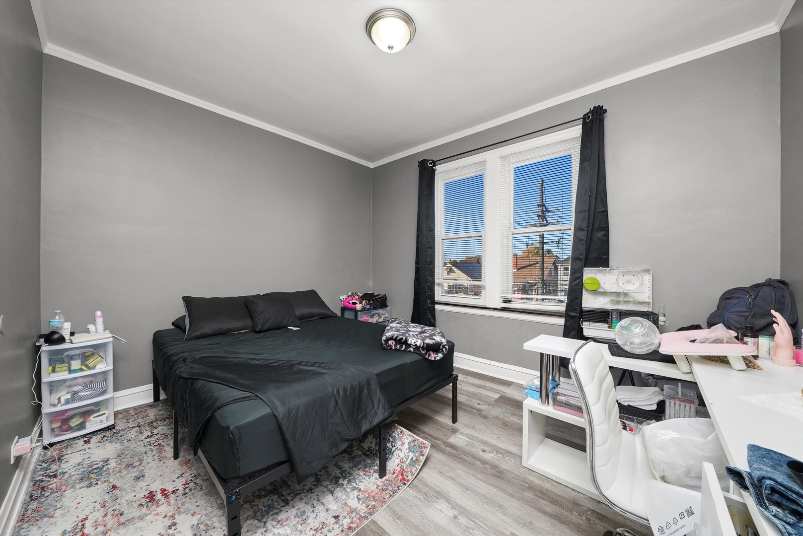 4928 W Altgeld Street, Chicago, IL 60639