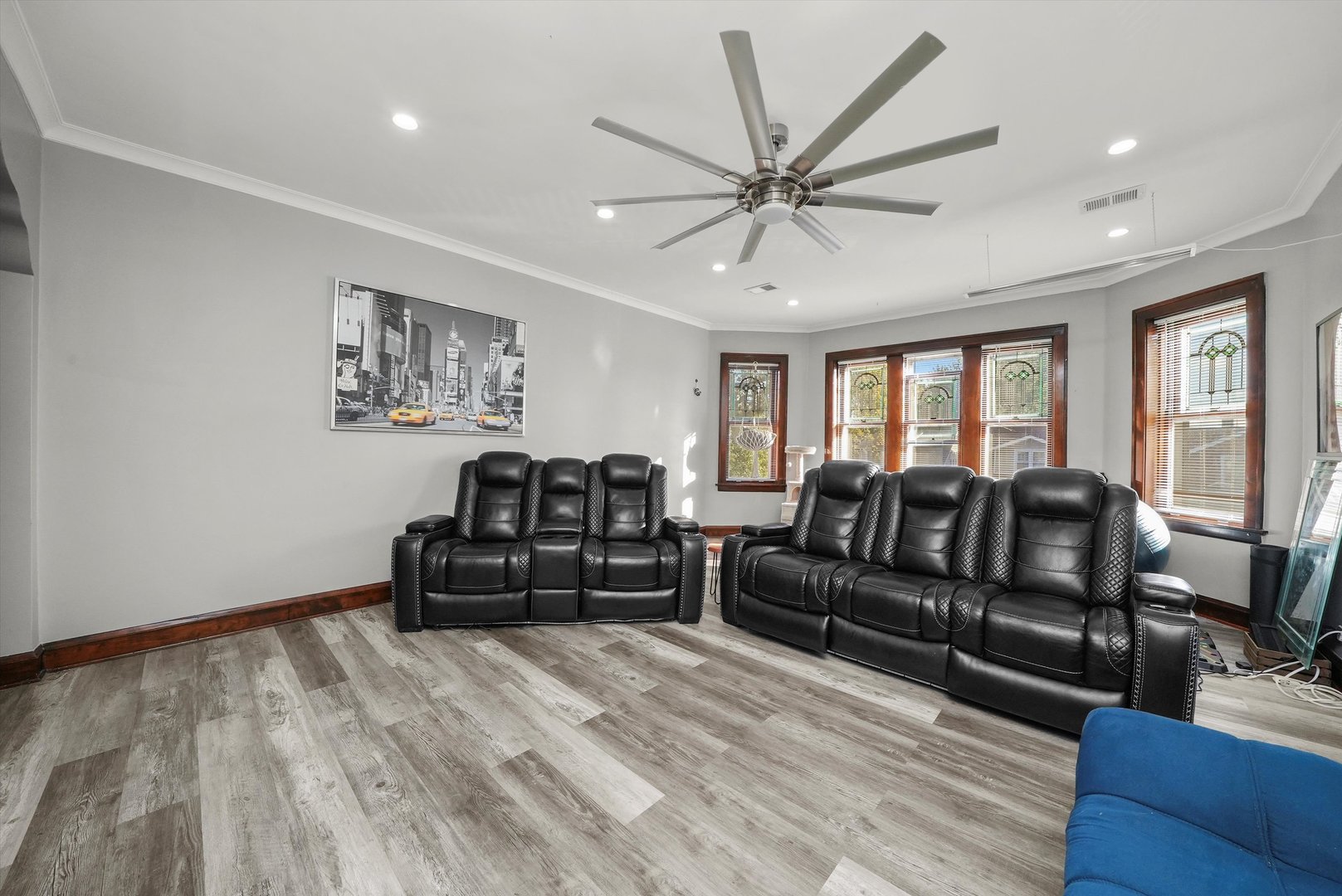 4928 W Altgeld Street, Chicago, IL 60639