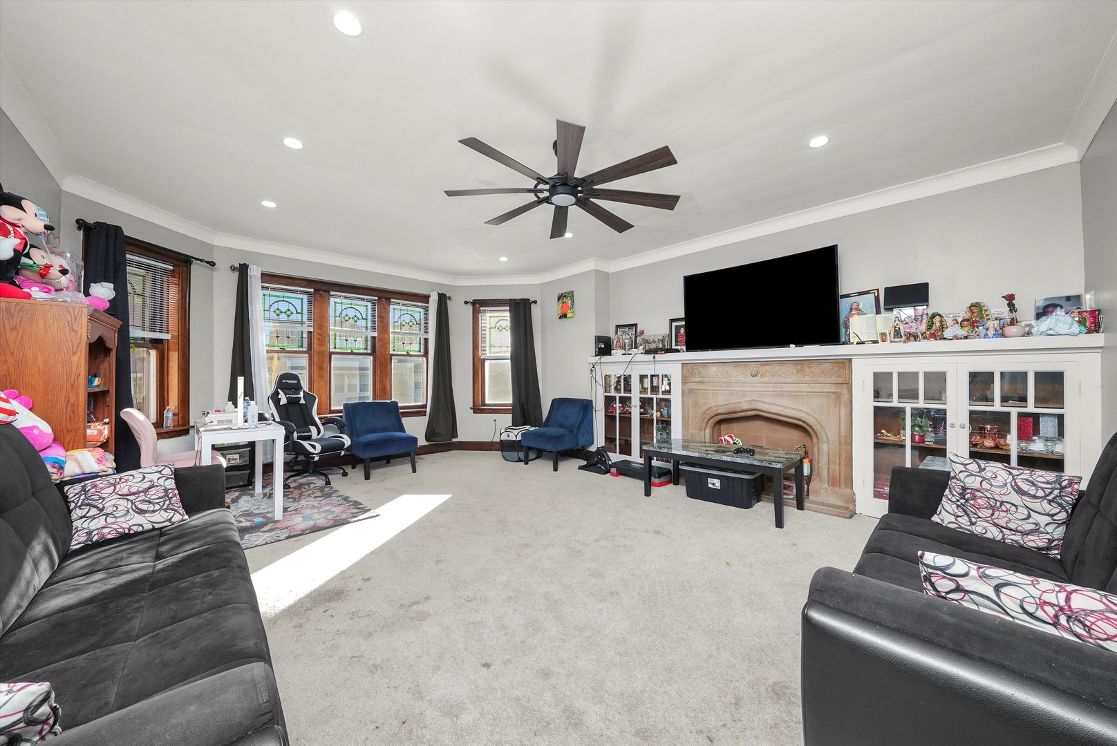 4928 W Altgeld Street, Chicago, IL 60639