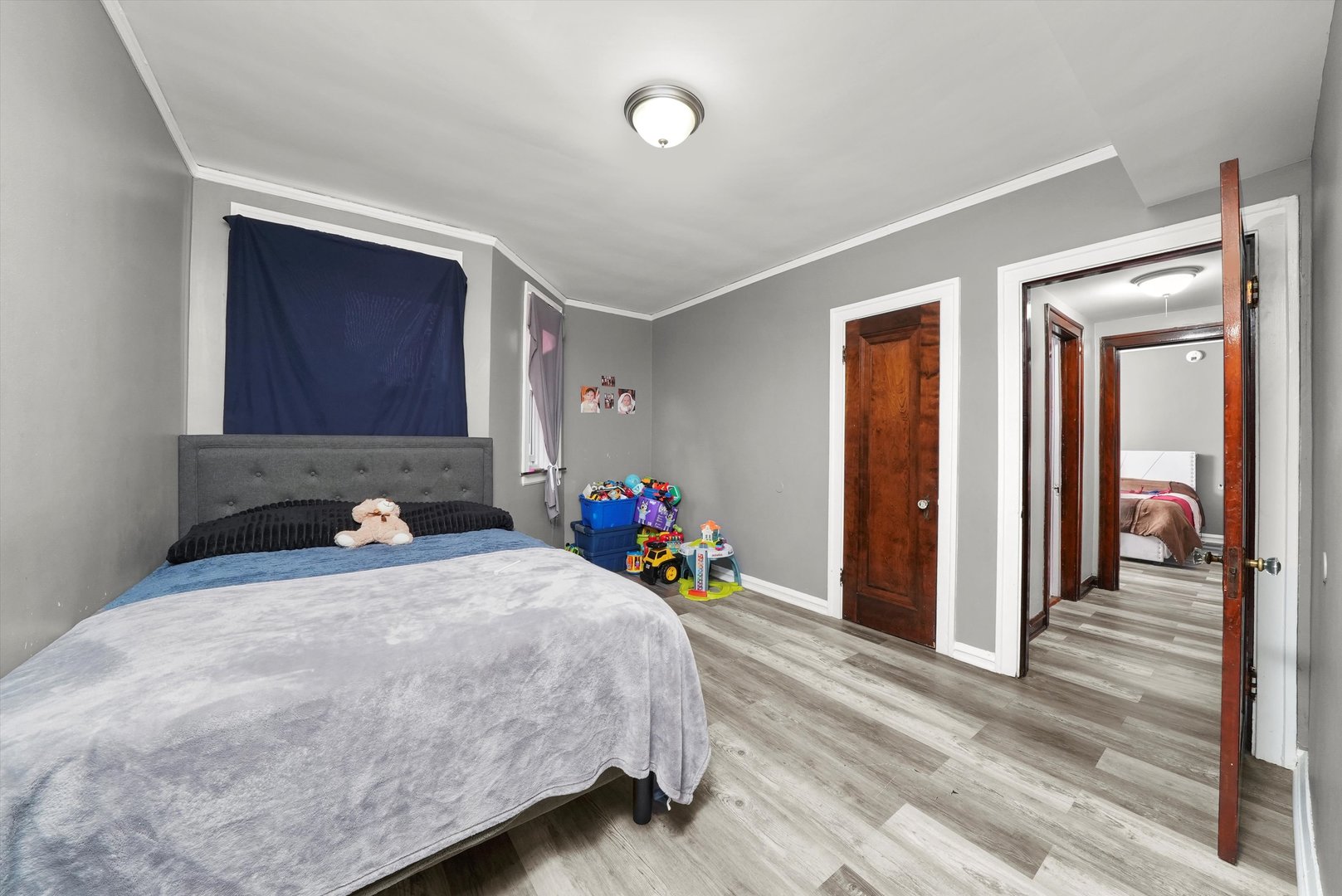 4928 W Altgeld Street, Chicago, IL 60639