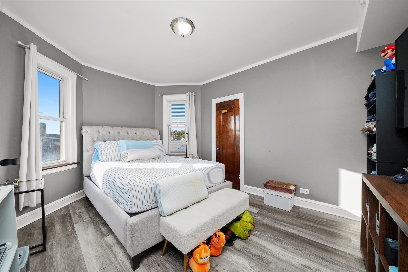 4928 W Altgeld Street, Chicago, IL 60639