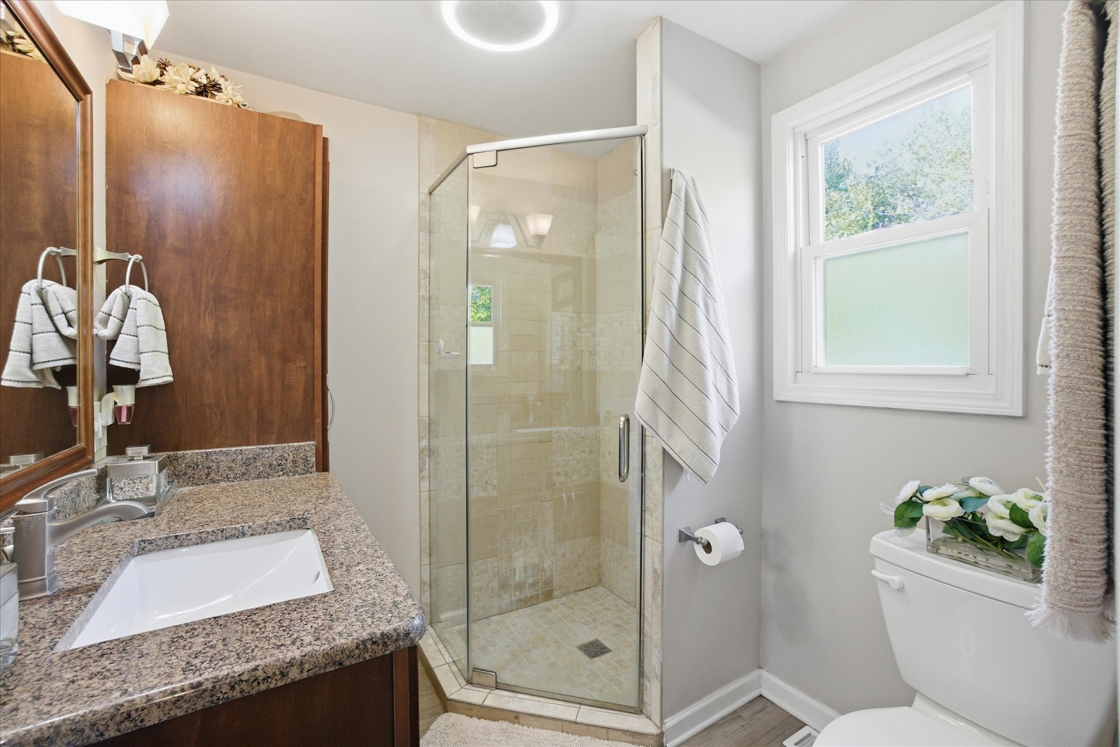 454 N Cedar Avenue, Wood Dale, IL 60191