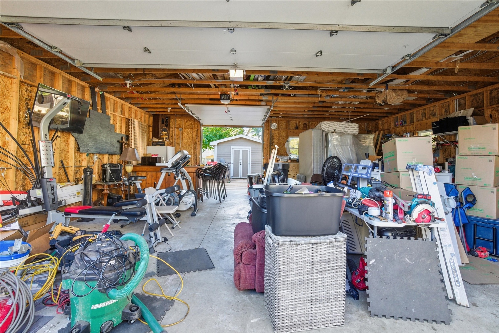 454 N Cedar Avenue, Wood Dale, IL 60191