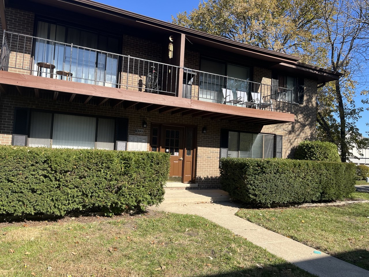 14737 Kilpatrick Avenue #1E, Midlothian, IL 60445