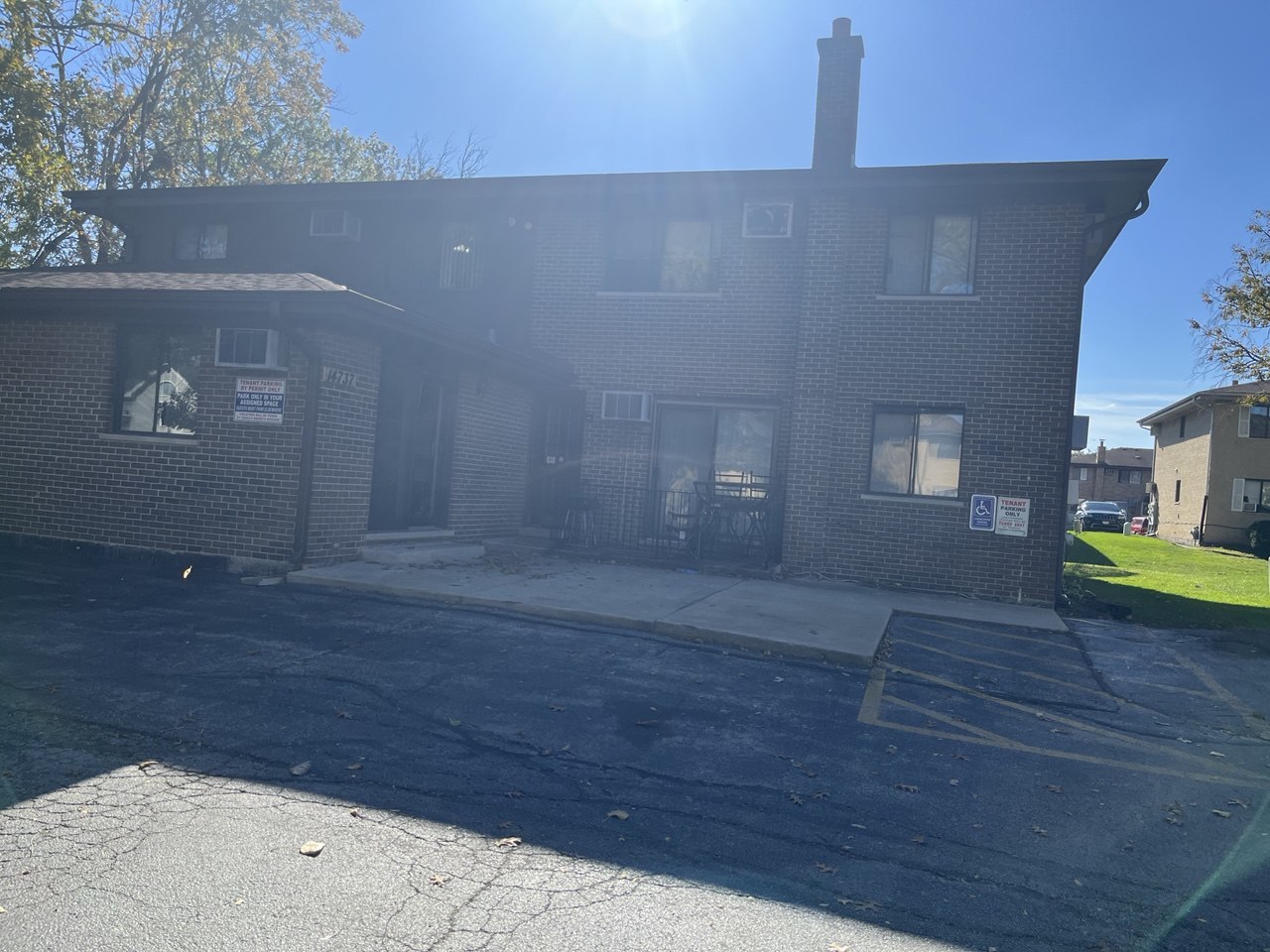 14737 Kilpatrick Avenue #1E, Midlothian, IL 60445