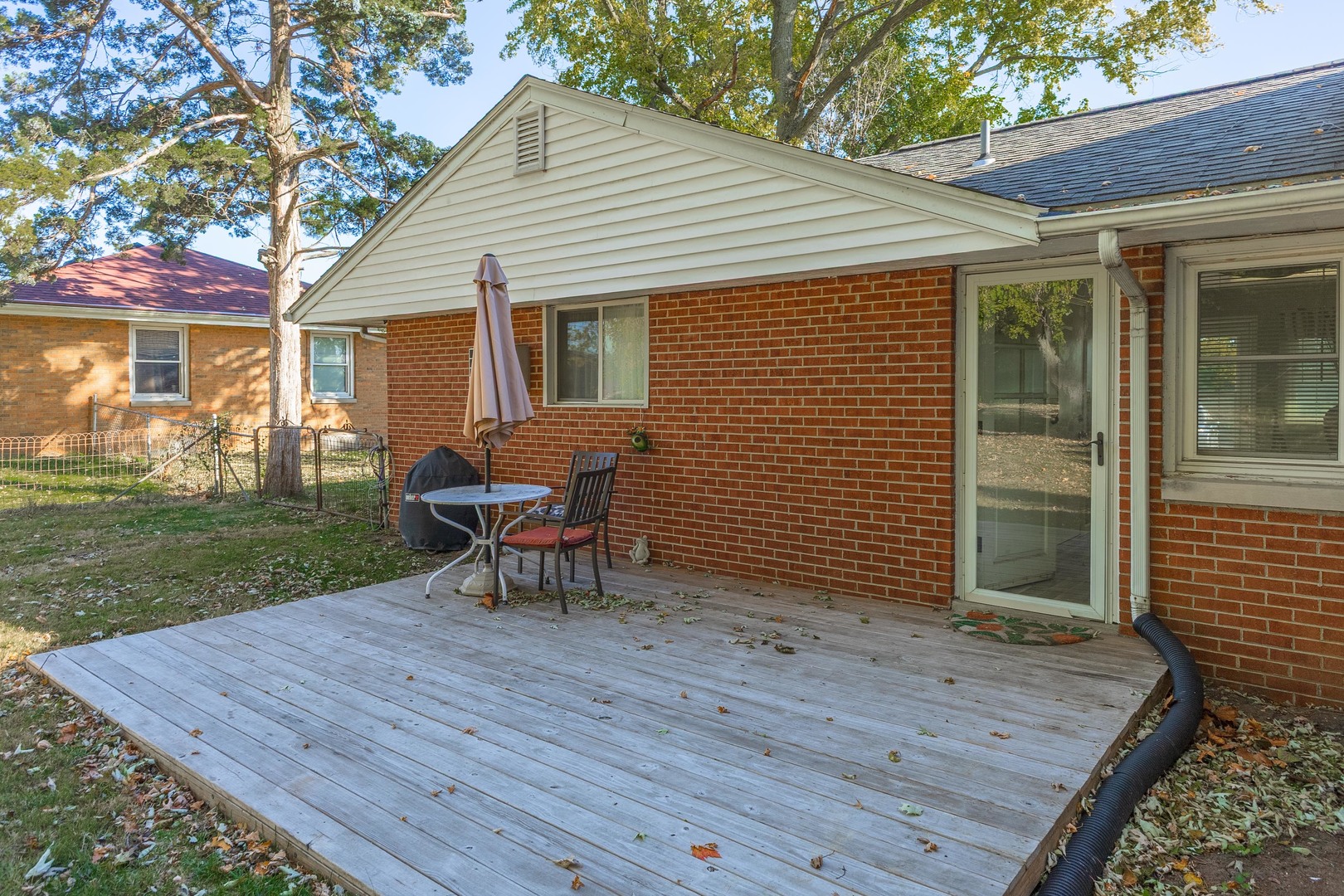 1006 Maple Hill Road, Bloomington, IL 61705