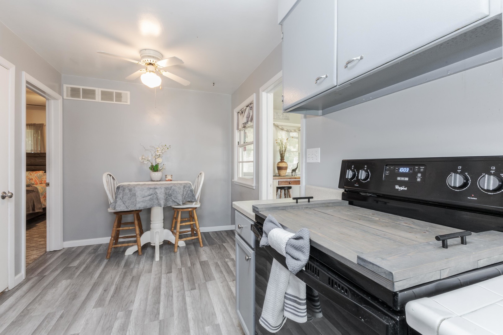 1006 Maple Hill Road, Bloomington, IL 61705