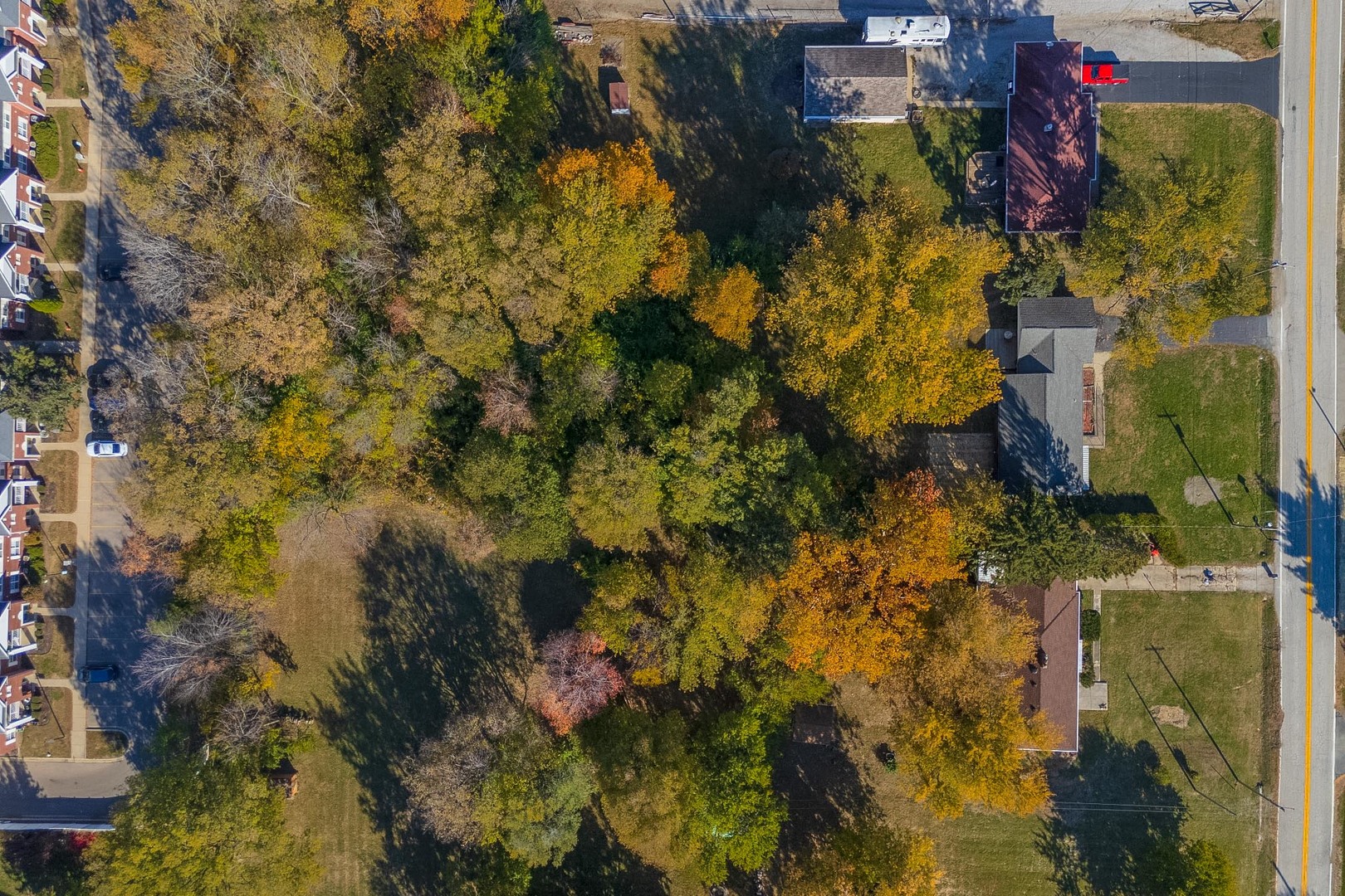 1006 Maple Hill Road, Bloomington, IL 61705