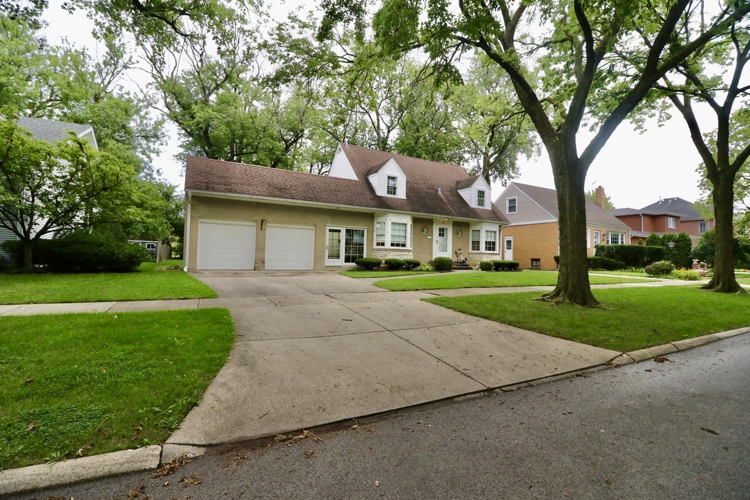 1111 S Washington Avenue, Park Ridge, IL 60068