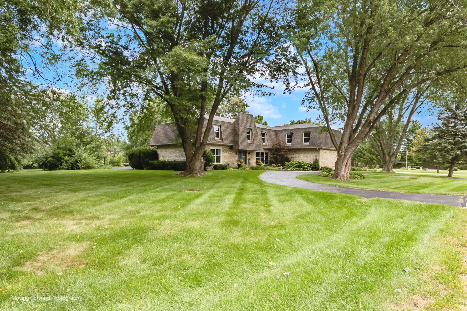 842 Winmoor Drive, Sleepy Hollow, IL 60118