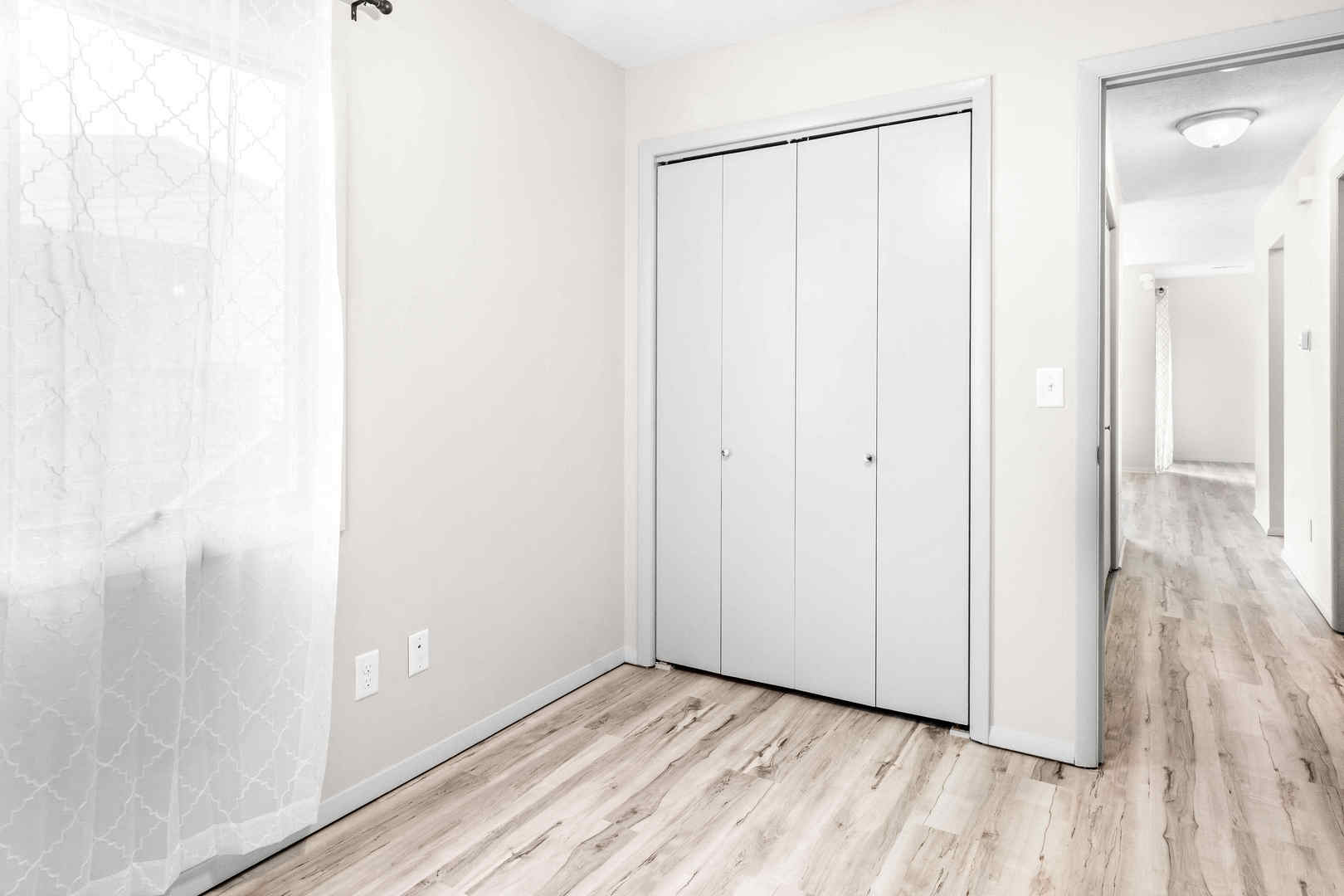 903 N Linden Street #17, Normal, IL 61761