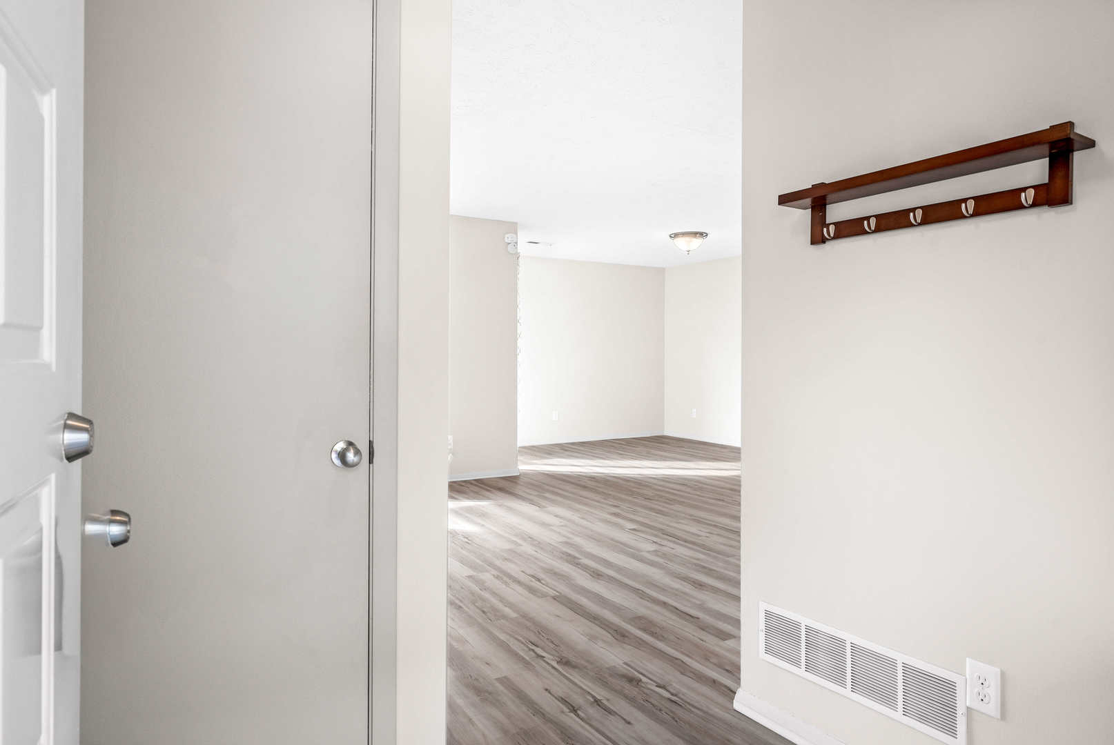 903 N Linden Street #17, Normal, IL 61761