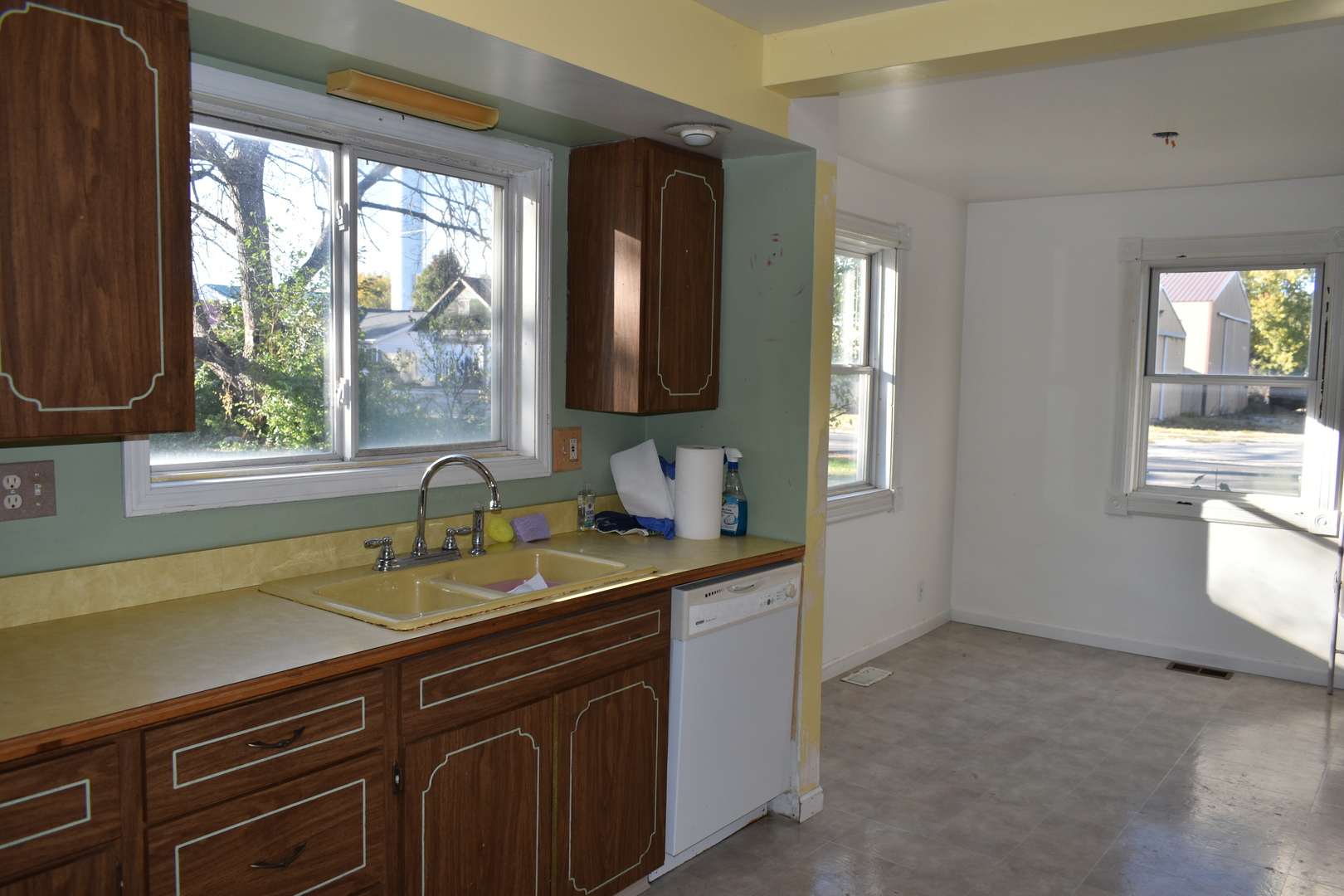 208 Washington Street, Dana, IL 61321