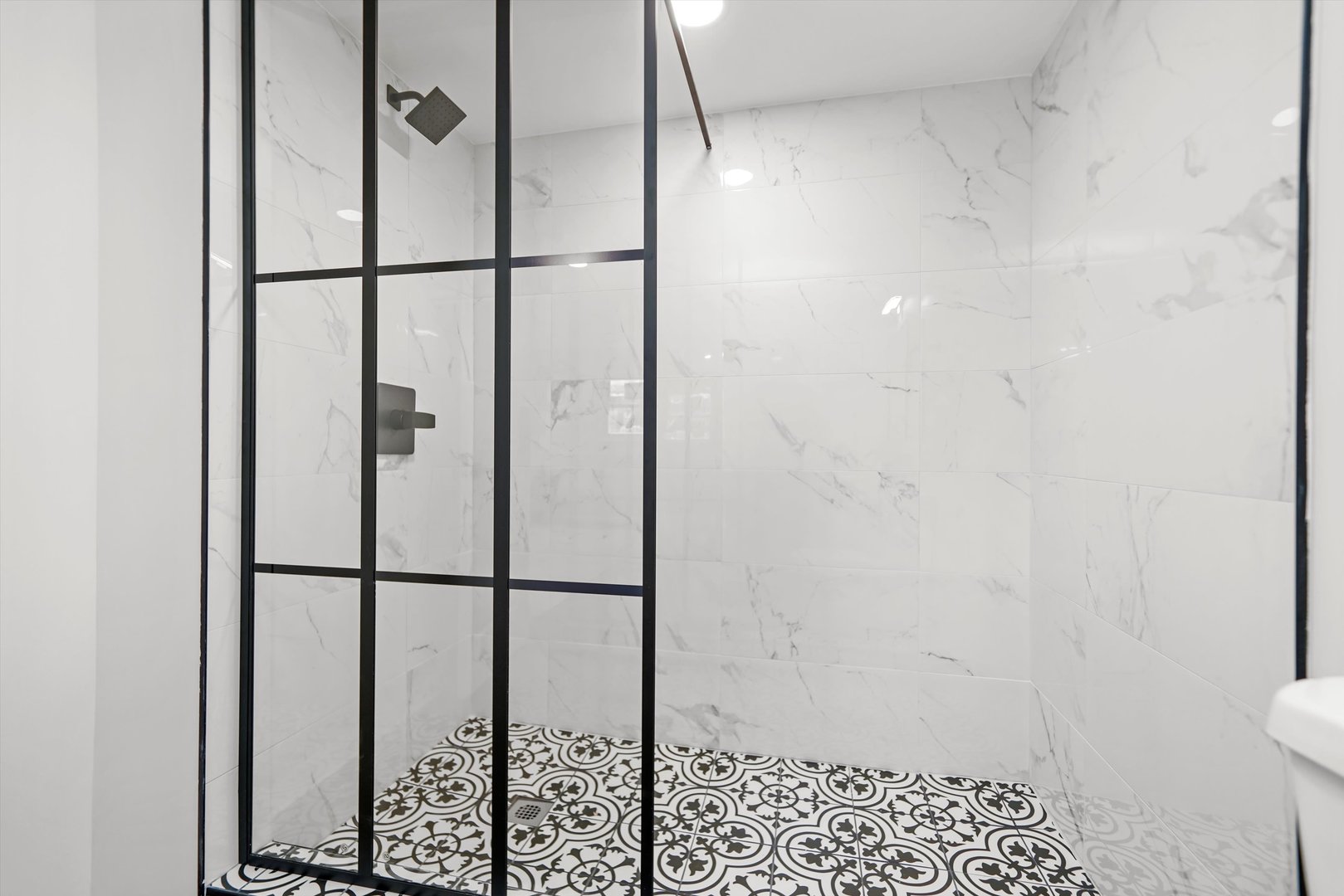 1668 Hidden Valley Drive, Bolingbrook, IL 60490