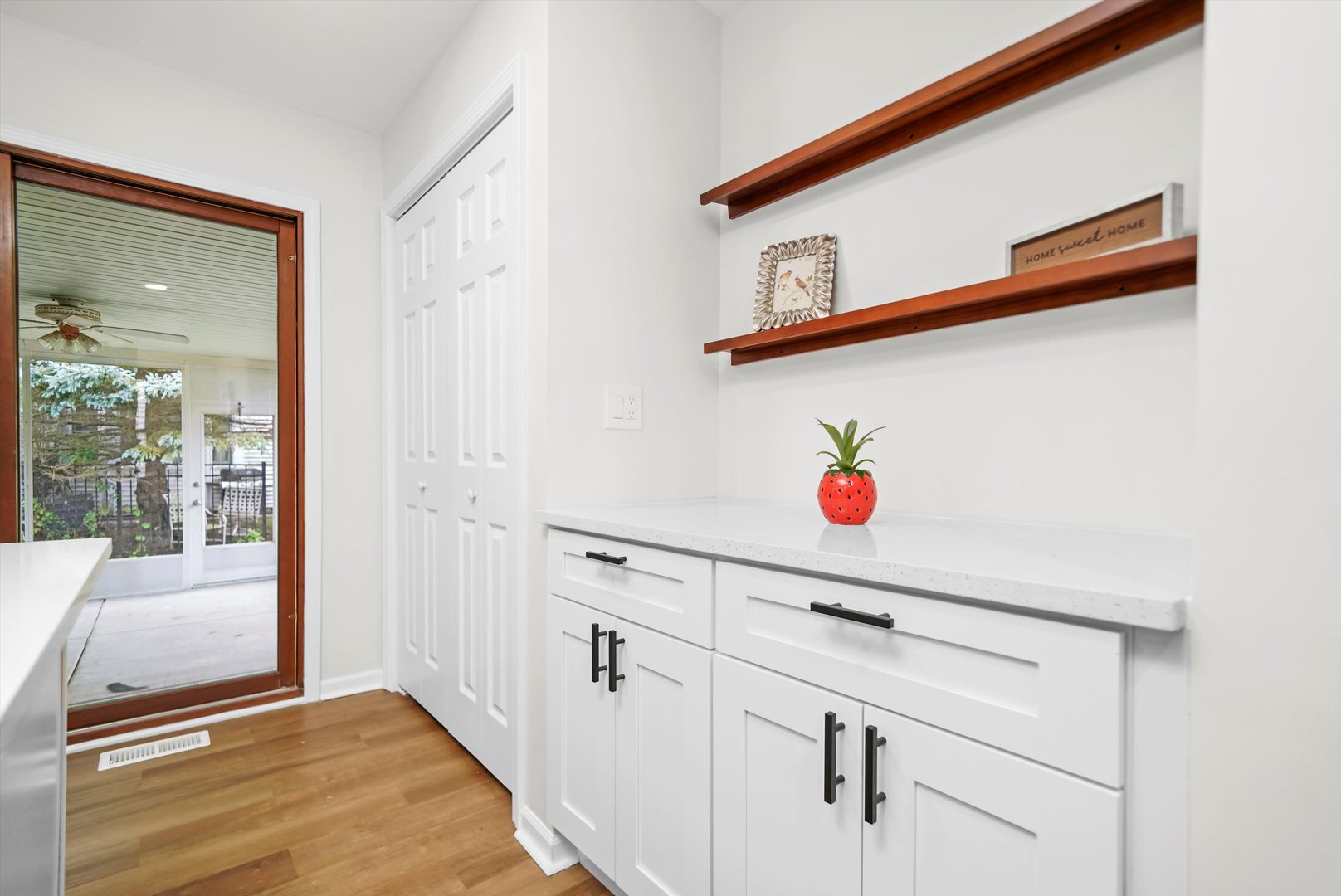 1668 Hidden Valley Drive, Bolingbrook, IL 60490