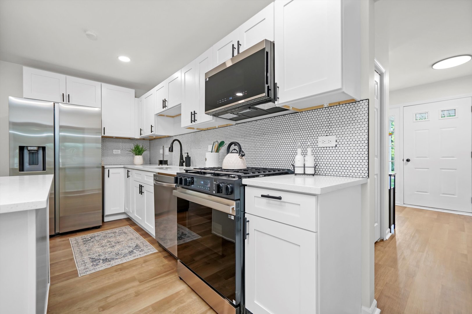 1668 Hidden Valley Drive, Bolingbrook, IL 60490