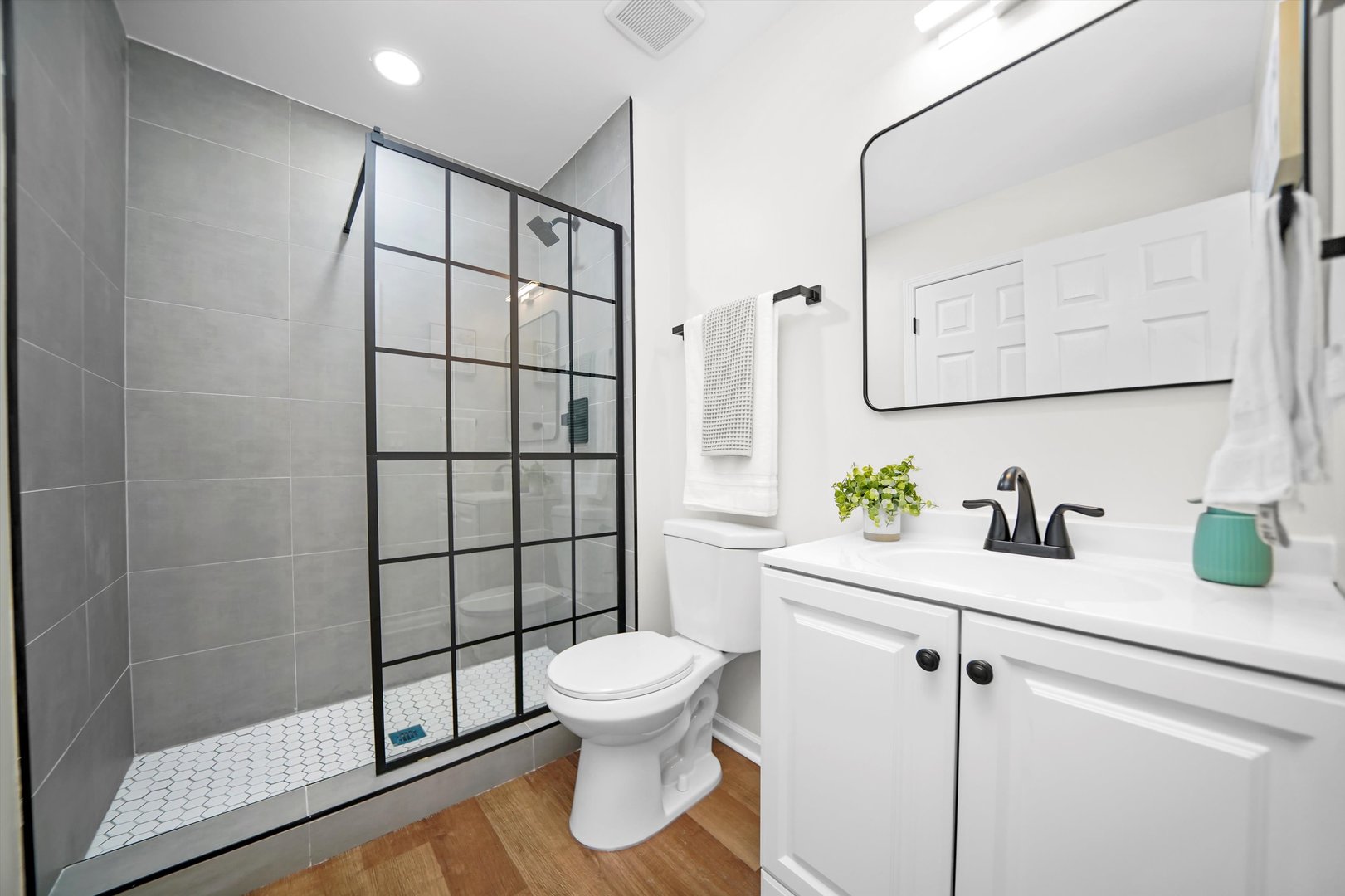 1668 Hidden Valley Drive, Bolingbrook, IL 60490