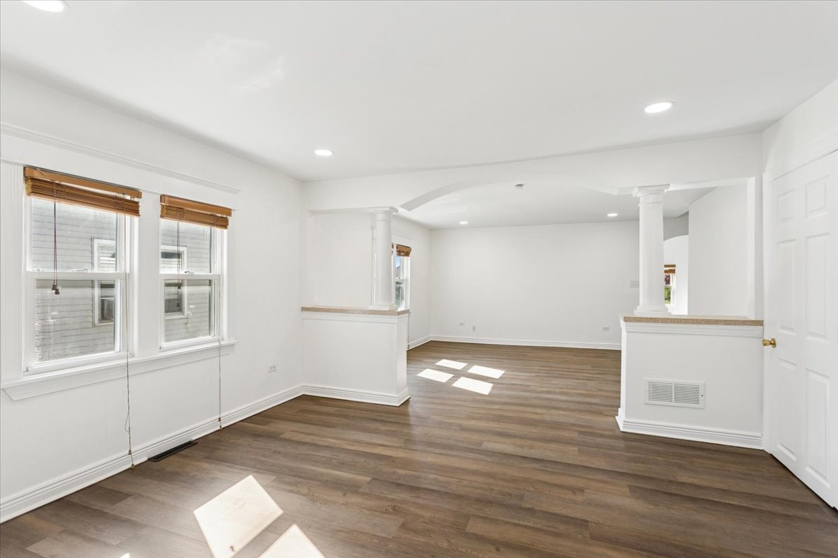 540 E 4th Street, Lockport, IL 60441