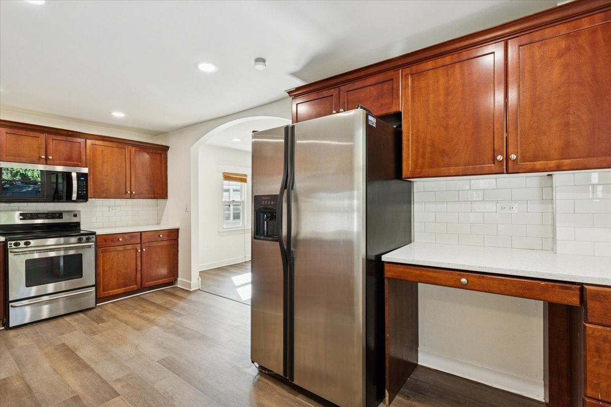 540 E 4th Street, Lockport, IL 60441