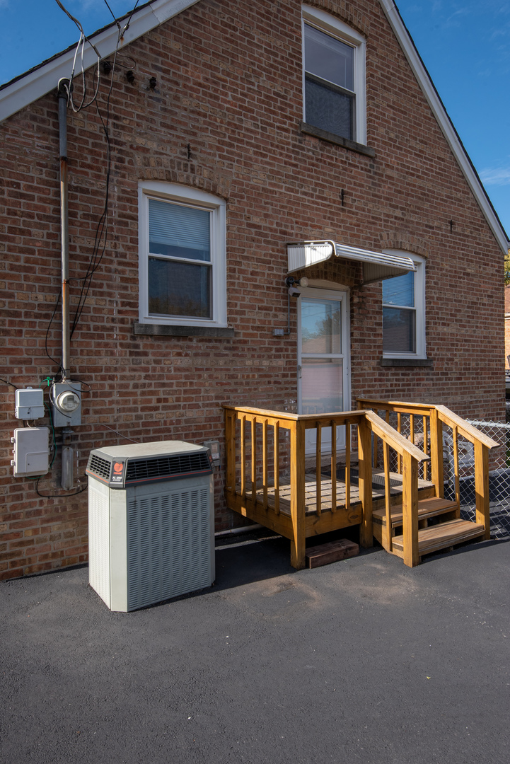 14533 S Parnell Avenue, Riverdale, IL 60827