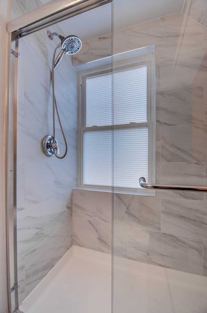 14533 S Parnell Avenue, Riverdale, IL 60827