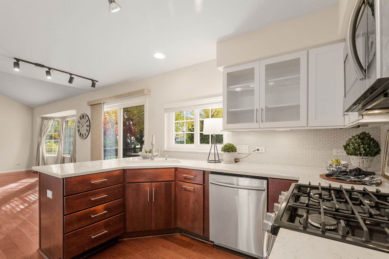 344 Rock Hall Circle, Grayslake, IL 60030