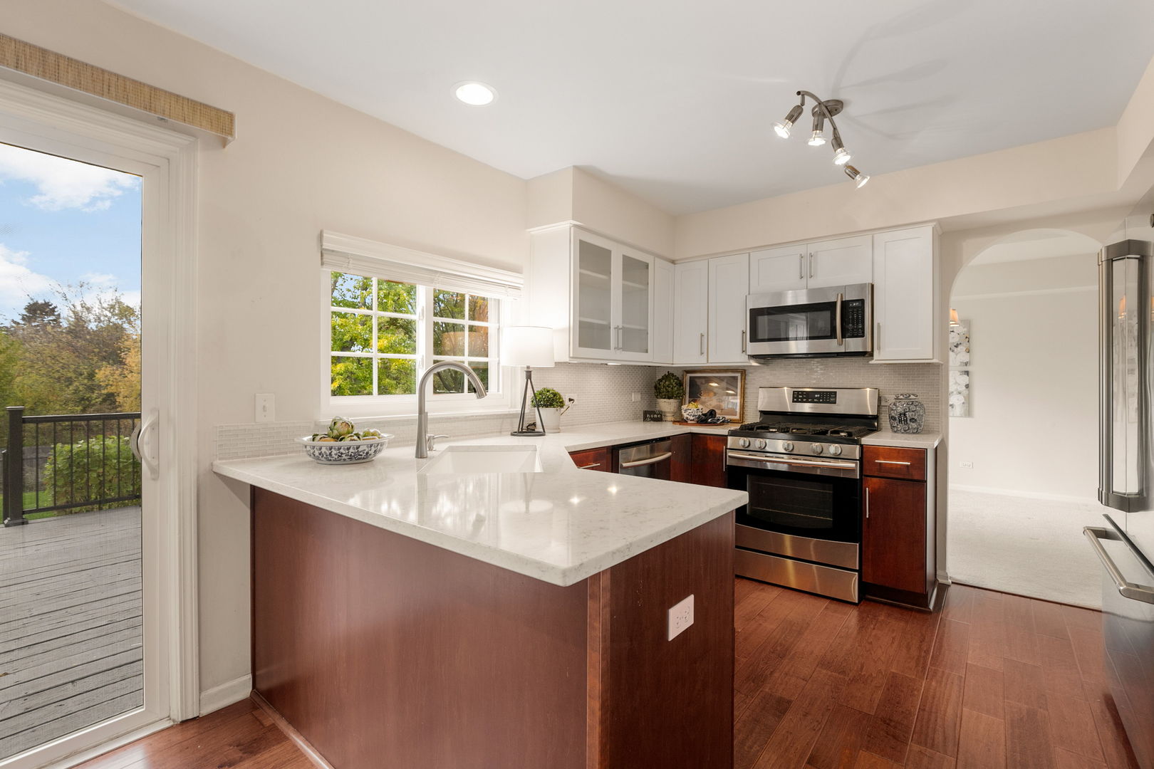 344 Rock Hall Circle, Grayslake, IL 60030