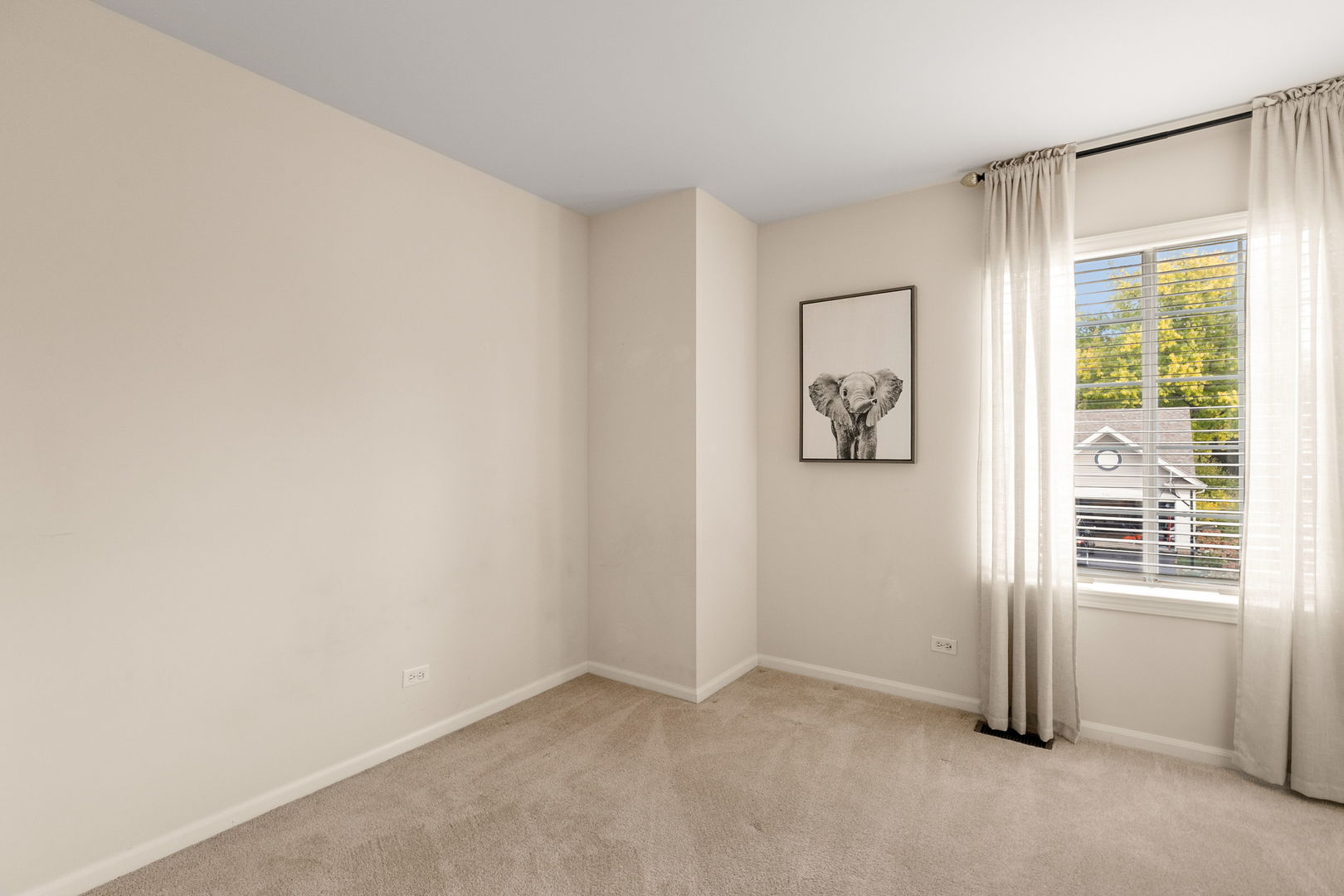 344 Rock Hall Circle, Grayslake, IL 60030