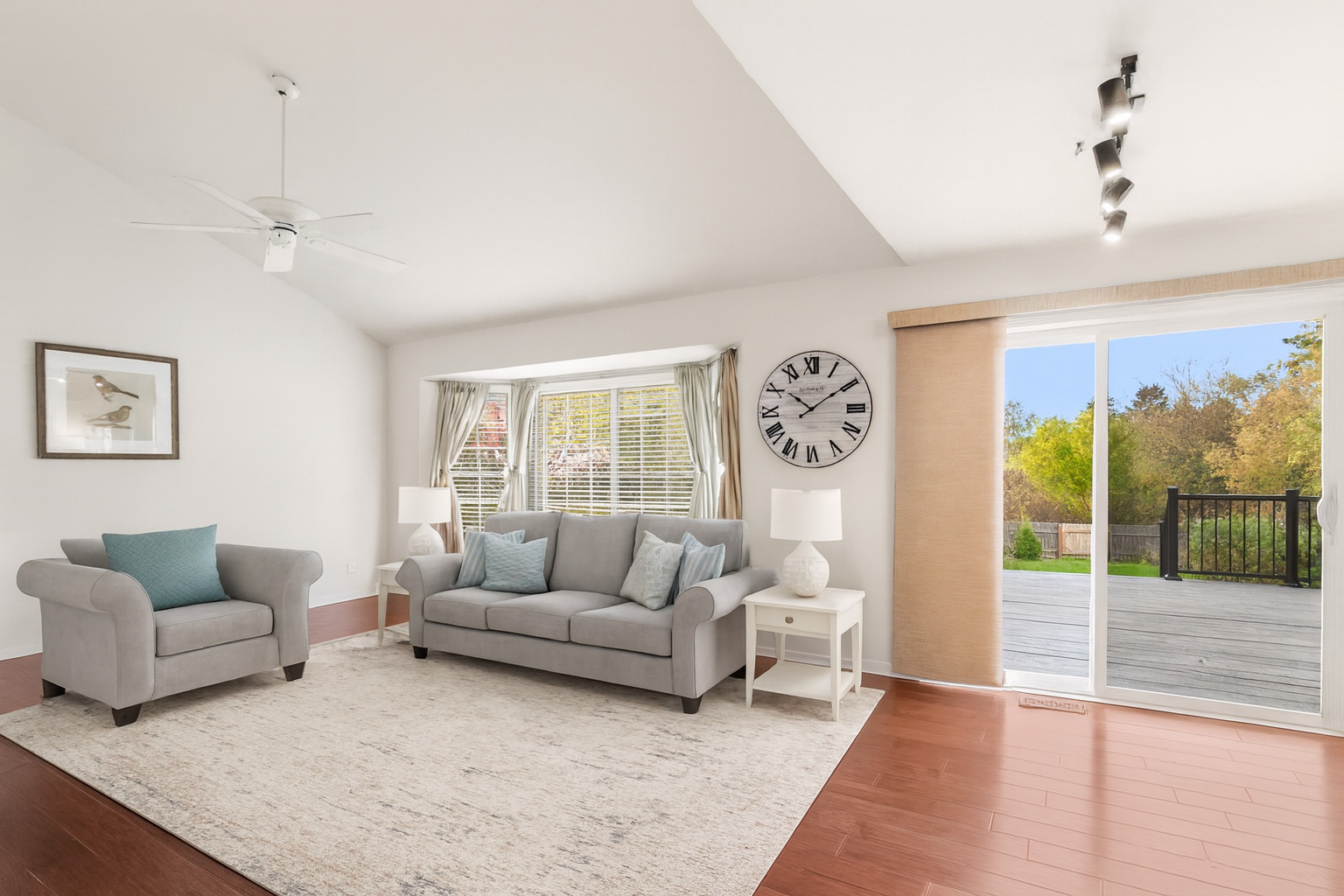 344 Rock Hall Circle, Grayslake, IL 60030