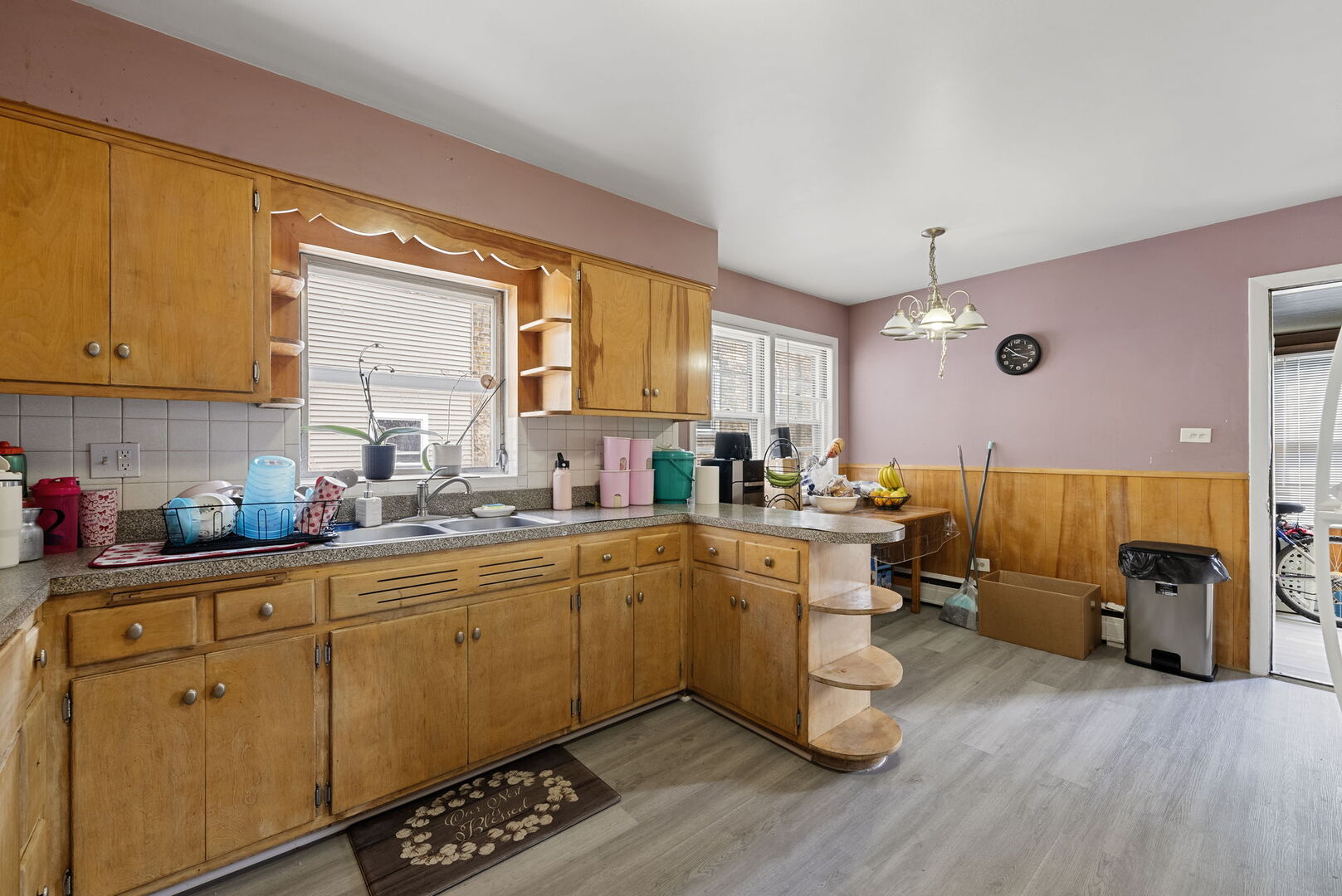 5706 N Saint Louis Avenue, Chicago, IL 60659