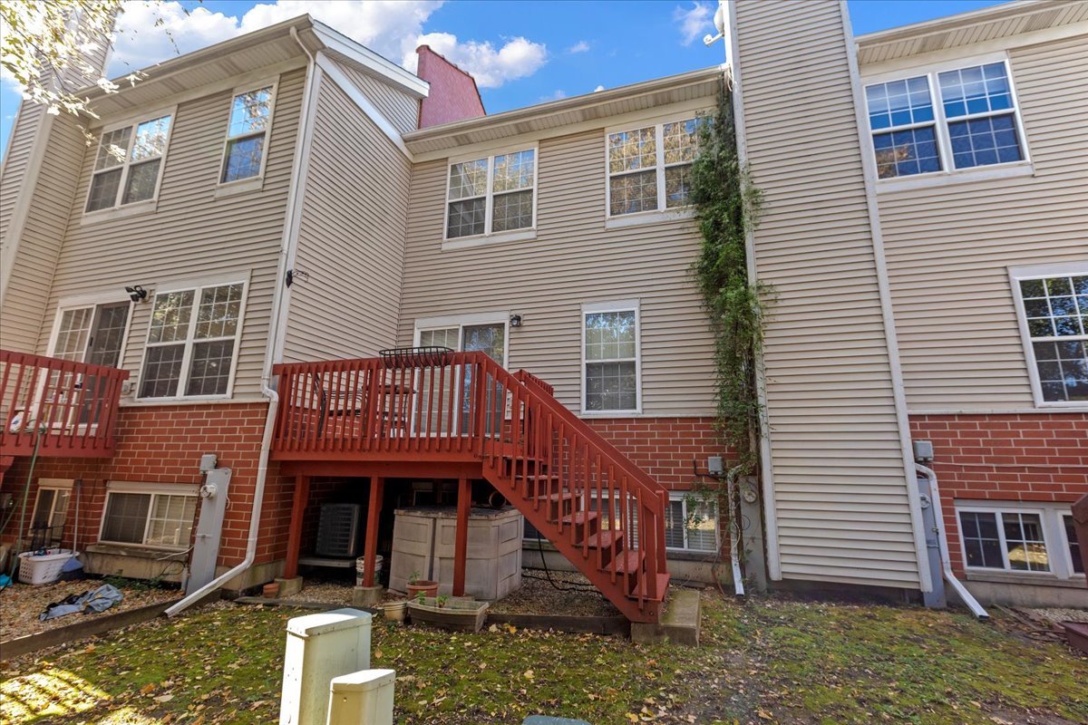 3817 N Milwaukee Avenue #D, Chicago, IL 60641