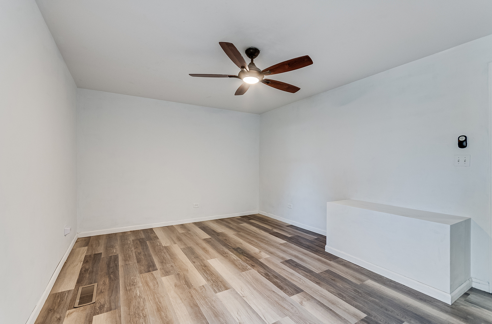 310 W Oak Street, Coal City, IL 60416