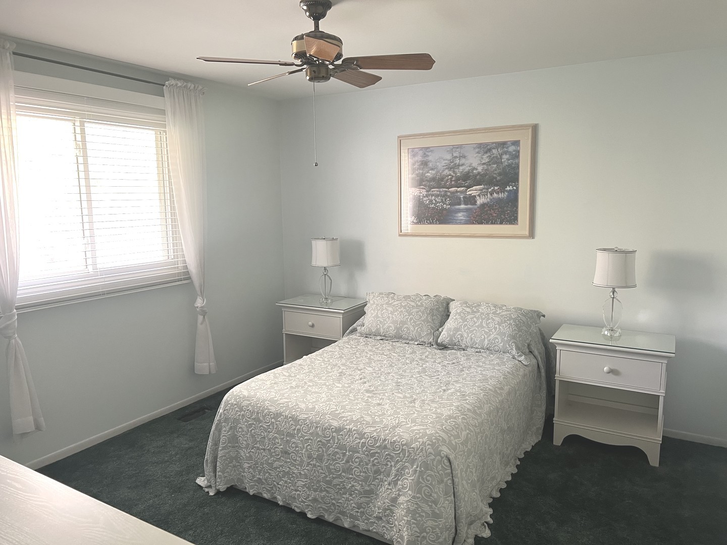 1038 Liskeard Court, Wheaton, IL 60189