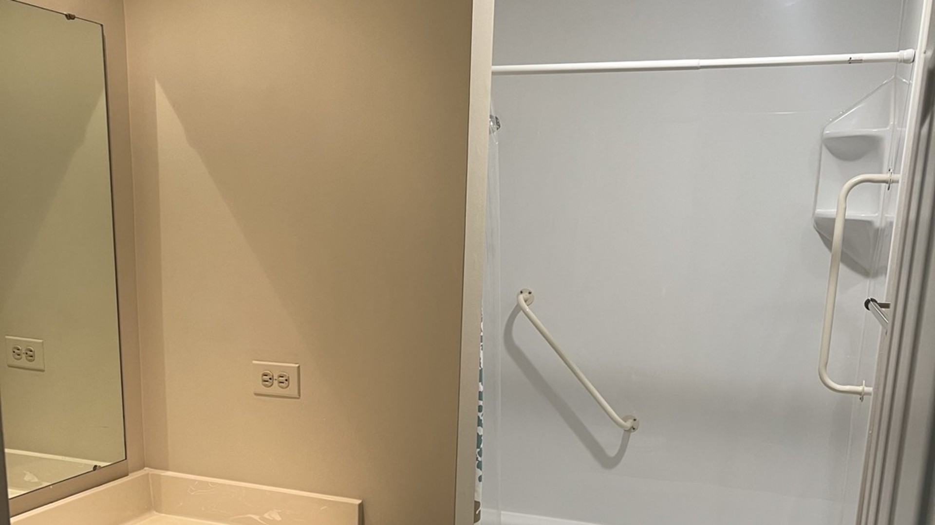 1038 Liskeard Court, Wheaton, IL 60189