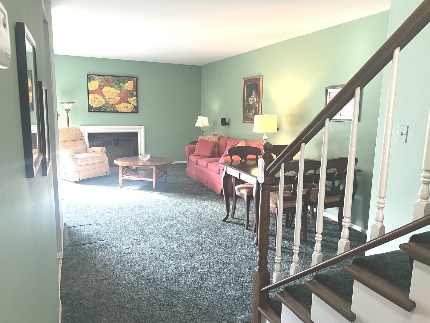 1038 Liskeard Court, Wheaton, IL 60189