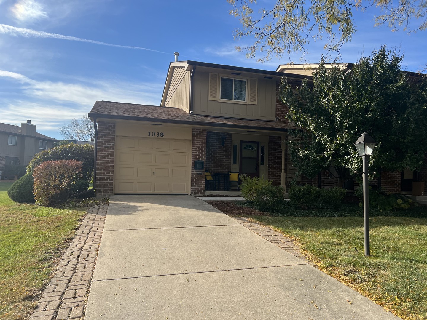 1038 Liskeard Court, Wheaton, IL 60189