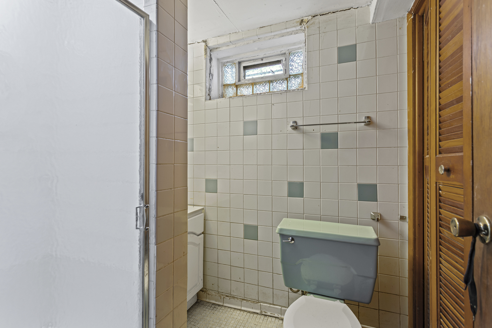 5519 Fairview Avenue, Downers Grove, IL 60516